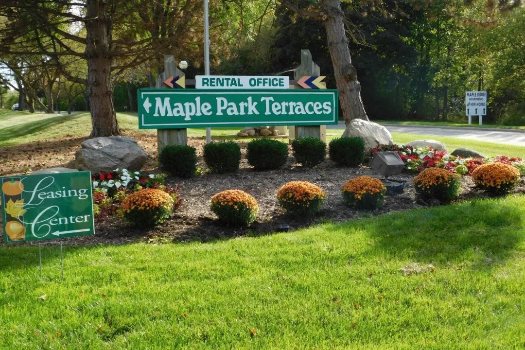 Maple Park Terraces apartment living in Flint, Michigan